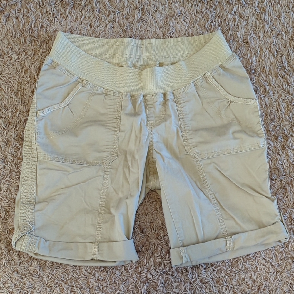 💲 Motherhood Maternity Bermuda Cargo Shorts